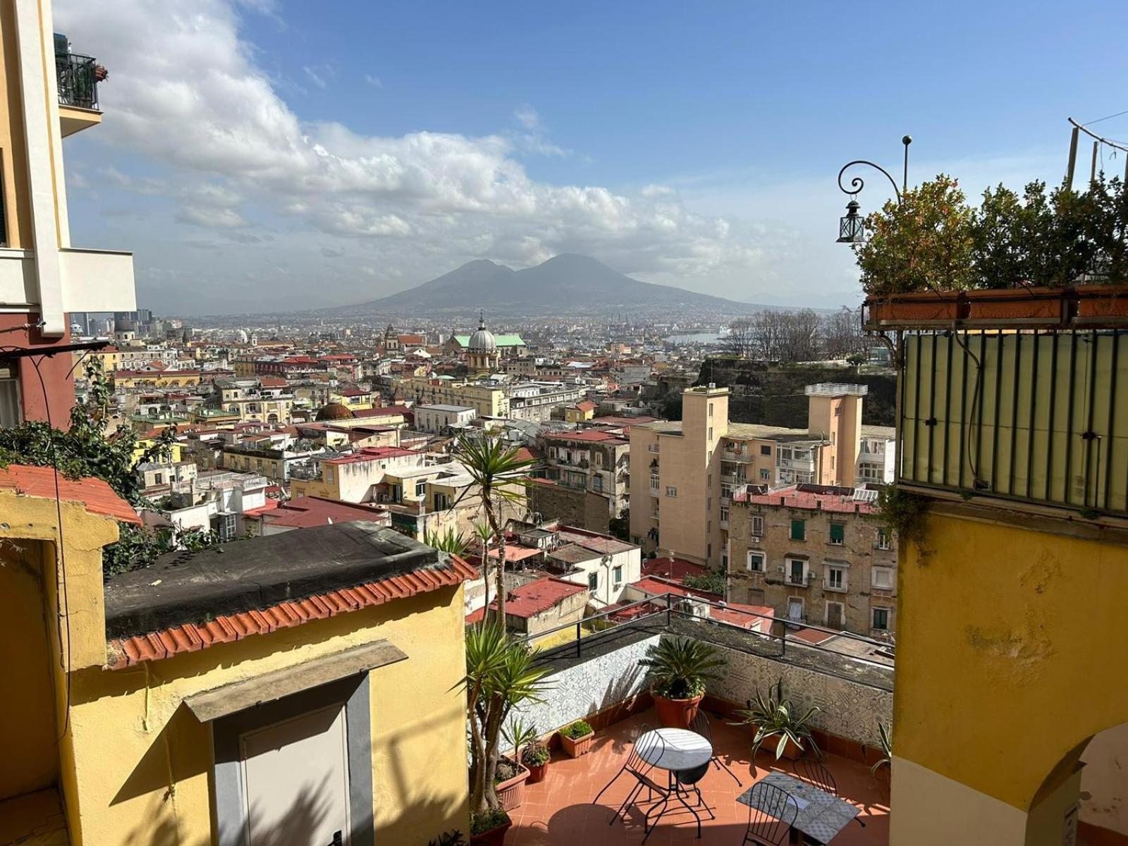 Buonanotte & Buongiorno Guesthouse Naples Luaran gambar