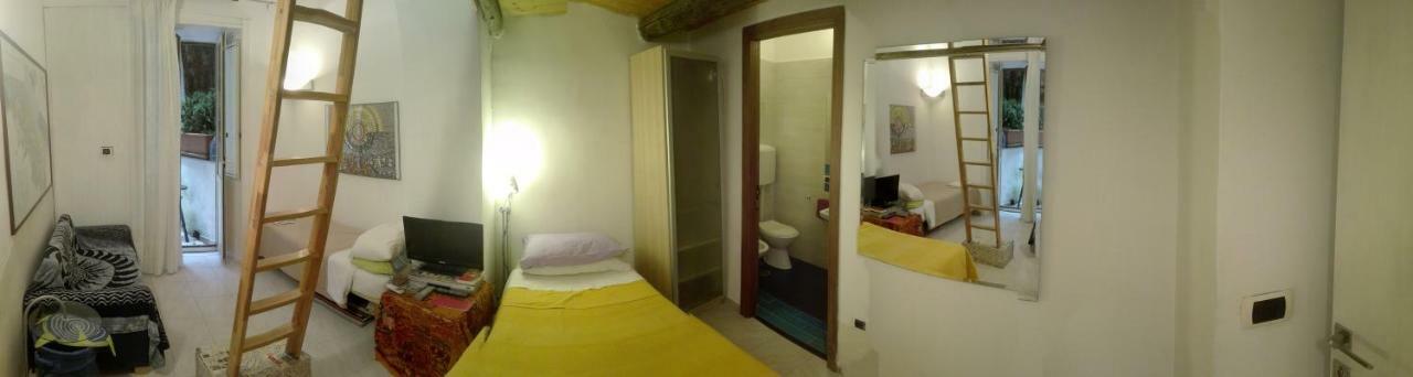 Buonanotte & Buongiorno Guesthouse Naples Luaran gambar